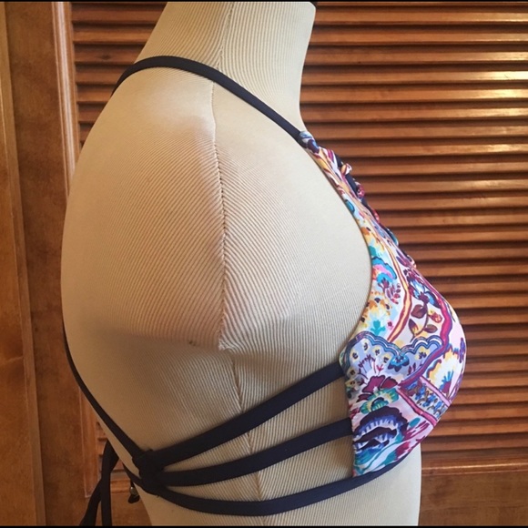 👙NWT👙NANETTE Lepore floral bikini top - Picture 4 of 8